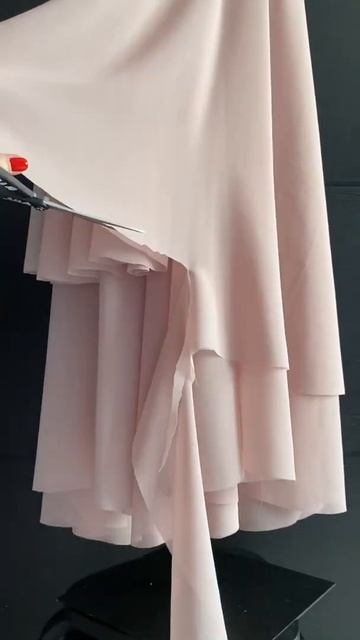 Шьем и порем вместе! 😘 #учушить #шитье #шьемсами #шьемв смотреть онлайн