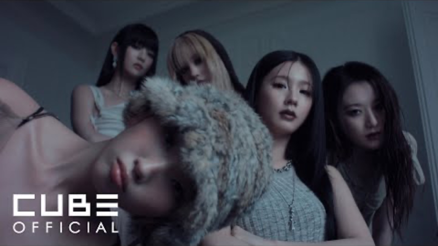 i-dle ((G)i-dle) 'Girlfriend' Official Music Video