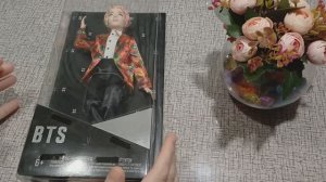 BTS. Распаковка куклы BTS Тэхён