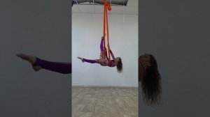 Мария Луговских. Простая и красивая связка  на гамаке ?