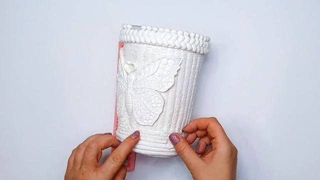 Цветочный горшок своими руками.Вторая жизнь пластиов?