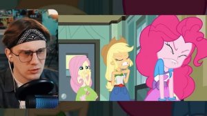 ВПЕРВЫЕ В 26 ЛЕТ СМОТРЮ ДЕВОЧКИ ИЗ ЭКВЕСТРИИ 1 ФИЛЬМ ! Ре