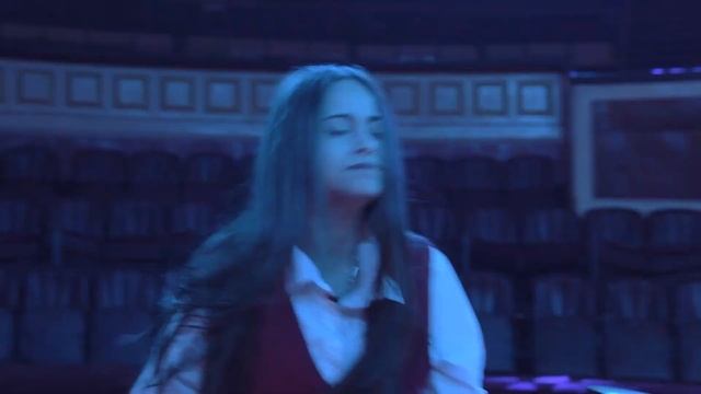 От первого лица Школа 4🤯 УСТРОИЛИ ШОУ в ЦИРКЕ😳СОРВАЛИ СОРЕВНОВАНИЯ😵💫 ЗАЧИТАЛ РЭП ГЛАЗАМИ ШКОЛЬН смотреть онлайн