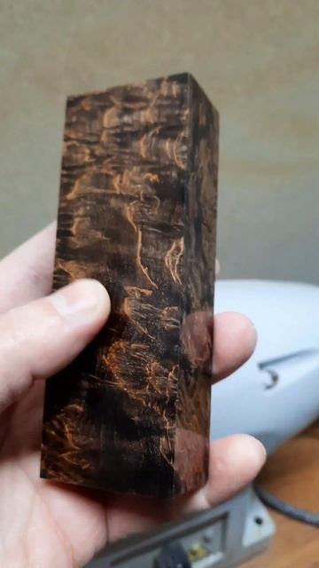 Стабилизированная карельская береза. Можно приобрест смотреть онлайн