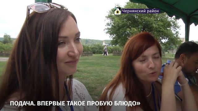 Повеселиться, попробовать русские блюда – всё это мож