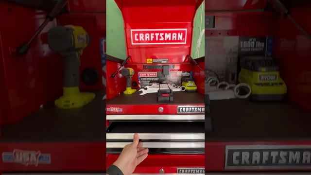 Craftsman распаковали ящики для инструментов и собрали ве? смотреть онлайн