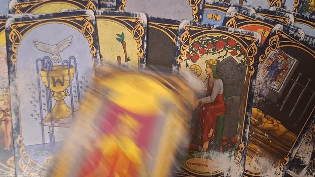 ТАРО РАСКЛАД\ КОГО-ТО ТЕРЗАЮТ НЕХОРОШИЕ ПРЕДЧУВСТВИЯ    т. 89895342359 смс     WhatsApp