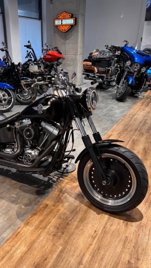2012 HD Fat Boy Black Matt Custom Solo