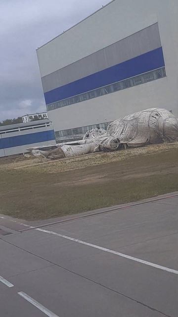 Сгоревший SuperJet 100 в Шереметьево смотреть онлайн