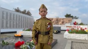 Бешхадем Дамир читает стихотворение "Мальчик из села Поповки"