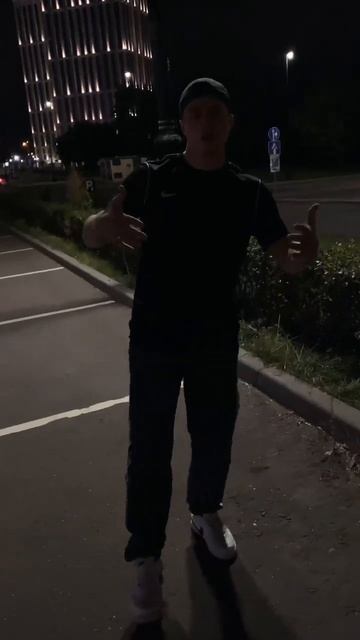 Как много народу бегут к целям,стоял среди них был рас? смотреть онлайн