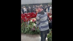 С Денем победы