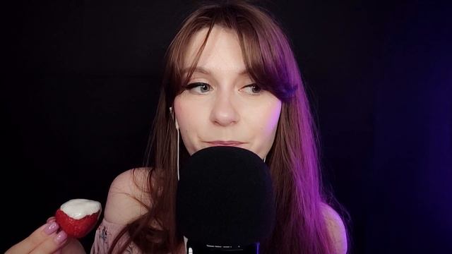 ASMR STRAWBERRIES EATING 🍓 АСМР ИТИНГ ДОМАШНЯЯ КЛУБНИКА [ Mukbang, Ед смотреть онлайн