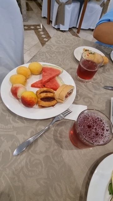 Сели завтракать в Эль Параисо 4* в Адлере #elparaiso #адлер #? смотреть онлайн