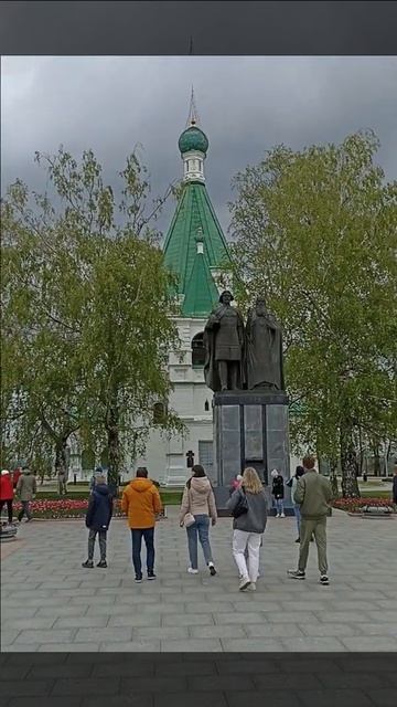 Памятник основателю Нижнего Новгорода #нижнийновгоро смотреть онлайн