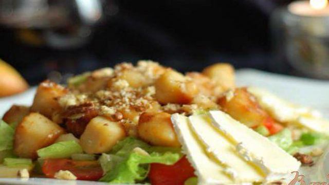 Тeплый салат из морского гребешка Купер