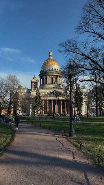 У каждого из нас на свете есть места, куда приходим мы ? смотреть онлайн