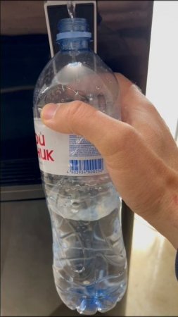 Если в отеле нет бутилированной воды - лайфхак.