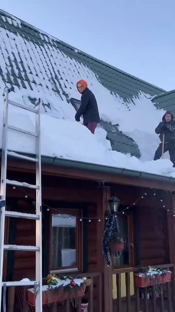 Кому снега надо?) #снег#погода#новыйгод#снежок#снежная? смотреть онлайн