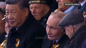 Легендарная машина вновь едет по площади