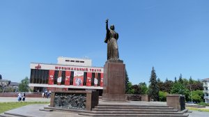 Нальчик Кабардино-Балкария. Площадь 400 летия. Пешком от рынка до музыкального театра