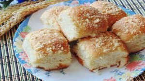 Сдобные булочки со штрейзелем