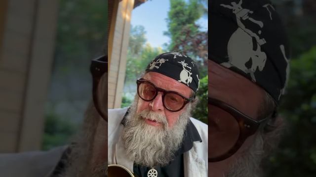 БГ - Подношение Нашему Времени. Песня 105. Песня о Шарике смотреть онлайн