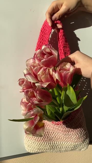 Вязаная сумочка на все случаи жизни🥰 #crochet #crochetprojects #вязание #handmade #yarn смотреть онлайн