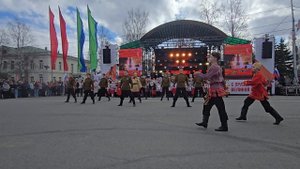 09-05-2025 Площадь Кирова, танец "Русский мир"