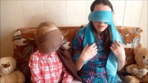 Рисуем закрытыми глазами || Draw With His Eyes Closed CHALLENGE !!!