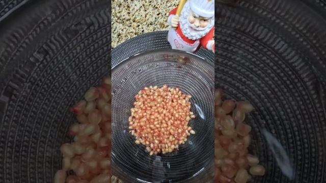 Салат с курицей и гранатом🥗 #салатскурицей #салатсгр? смотреть онлайн