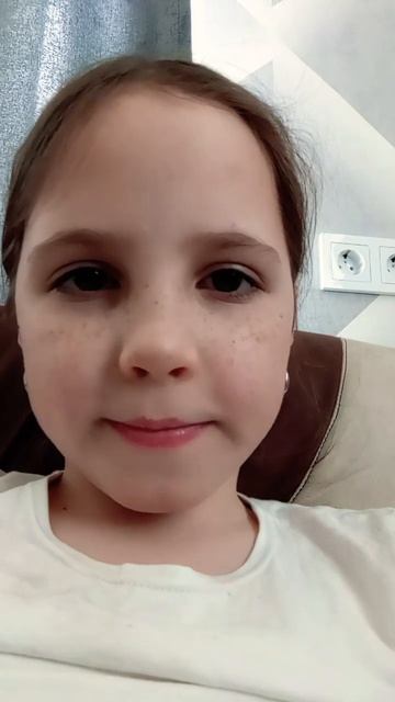 суть тренда спеть эту песню без эмоций, а люди должны н смотреть онлайн