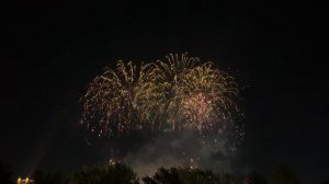 САЛЮТ В ЧЕСТЬ -80 -ЛЕТ. ГОДОВЩИНЫ ВЕЛИКОЙ ОТЕЧЕСТВЕННОЙ ВОЙНЫ
