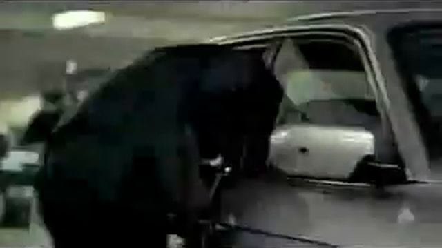 Завтра не умрёт никогда смотреть онлайн