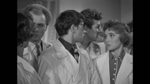 У вас есть совесть? Фрагмент из фильма "Взрослые дети" 1