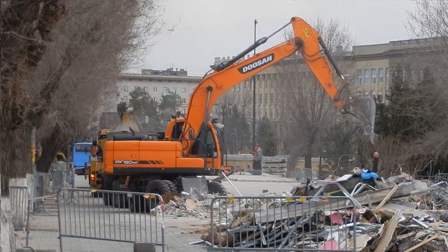Ремонт улиц Волгограда удаление магазина Магнит с пло смотреть онлайн