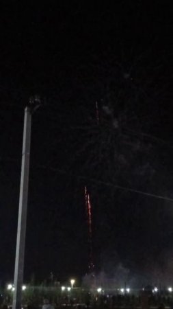 Салют в честь дня победы