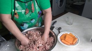 начинаю делать колбасу. мой первый сервилат.
