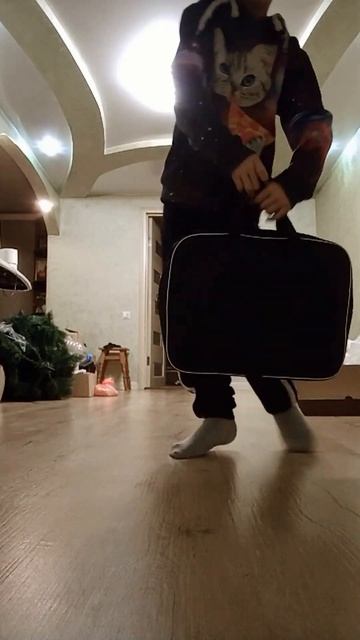 Ели унёс свою папку😅#$dik18k$#shorts#прикол смотреть онлайн