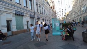 Прогулки по Москве: Самые оживлённые улицы столицы – Погружение в атмосферу!