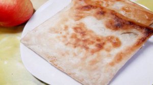 Лаваш с яблоками и сливочным сыром