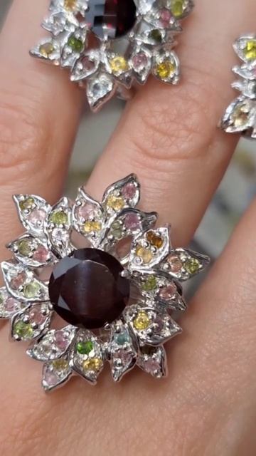 WhatsApp +79038171153 💎Набор с гранатами и цветными турмалинам смотреть онлайн