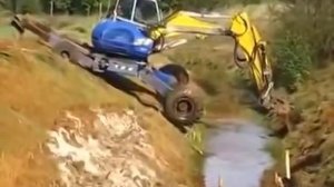 Трактор трансформер  Приколы с тракторами