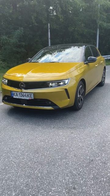 Opel Astra покоління L смотреть онлайн