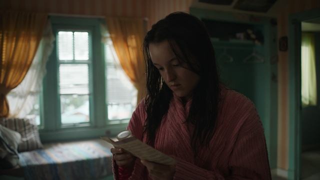 Одни из нас 1 сезон 6 серия «Родня» (сериал, 2023)
