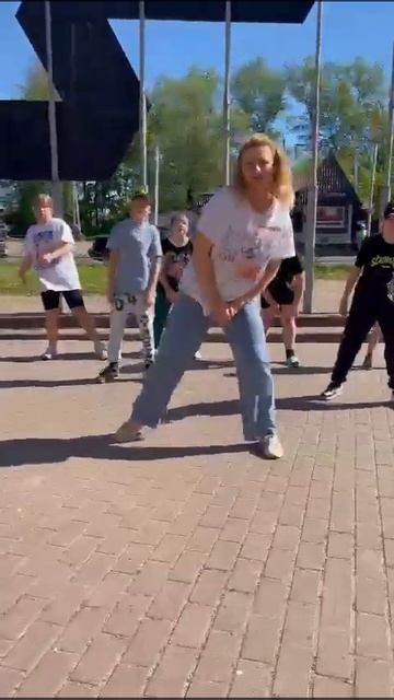 Хип Хоп в студии ТРОПИКАНО / Макс Корж - есть 2 типа люде смотреть онлайн