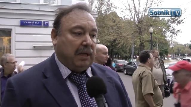 Вспоминая Бориса Немцова / сюжет Sotnik-TV, 27.08.2015 смотреть онлайн