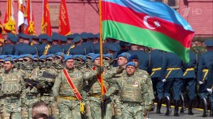 Парадные расчеты дружественных государств прошли по Красной площади