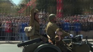 Торжественное шествие в честь Дня Победы в Иркутске