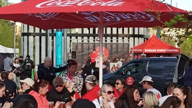 Вкусные места Оломоуца/трудности эмиграции/гедонизм смотреть онлайн